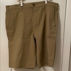 Eddie Bauer Men's Khaki Flat Front Shorts